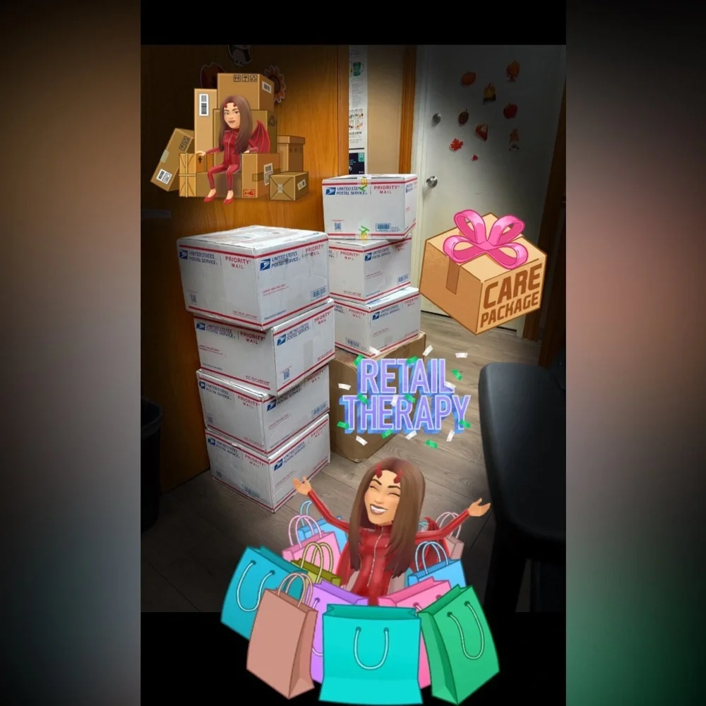 🚨SHE IS LIVE🚨 like to be notified….. - Picture 3 of 10